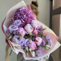 Букет из пионов и фиолетовой гортензии фото 2